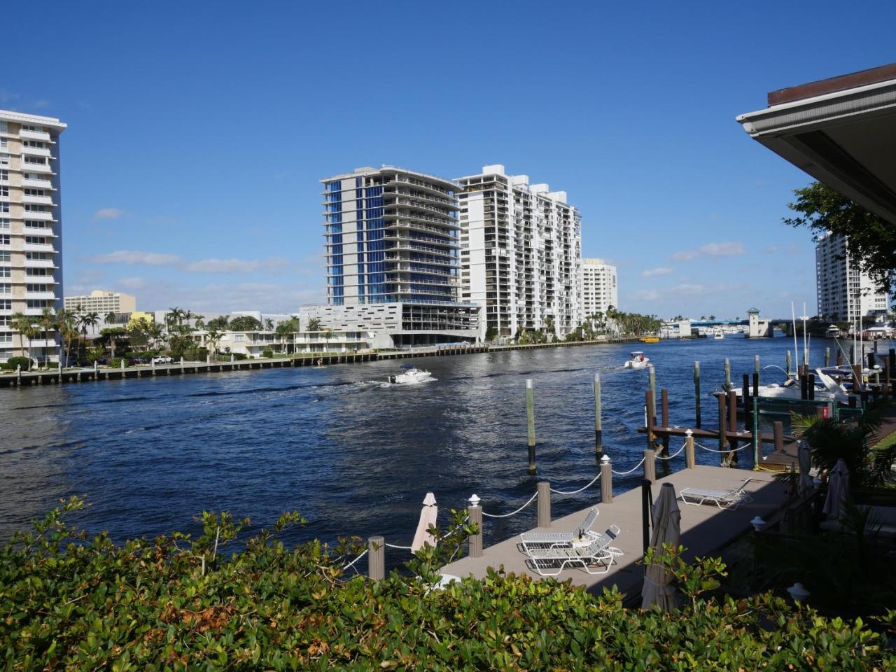 Holiday Isle Yacht Club Fort Lauderdale Exterior photo